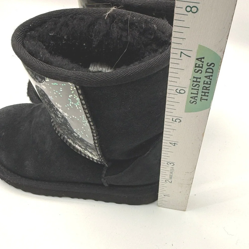 UGG‎ Classic Kids 11 Black Suede Glitter Star Sheepskin Lined Kidcore Cozy